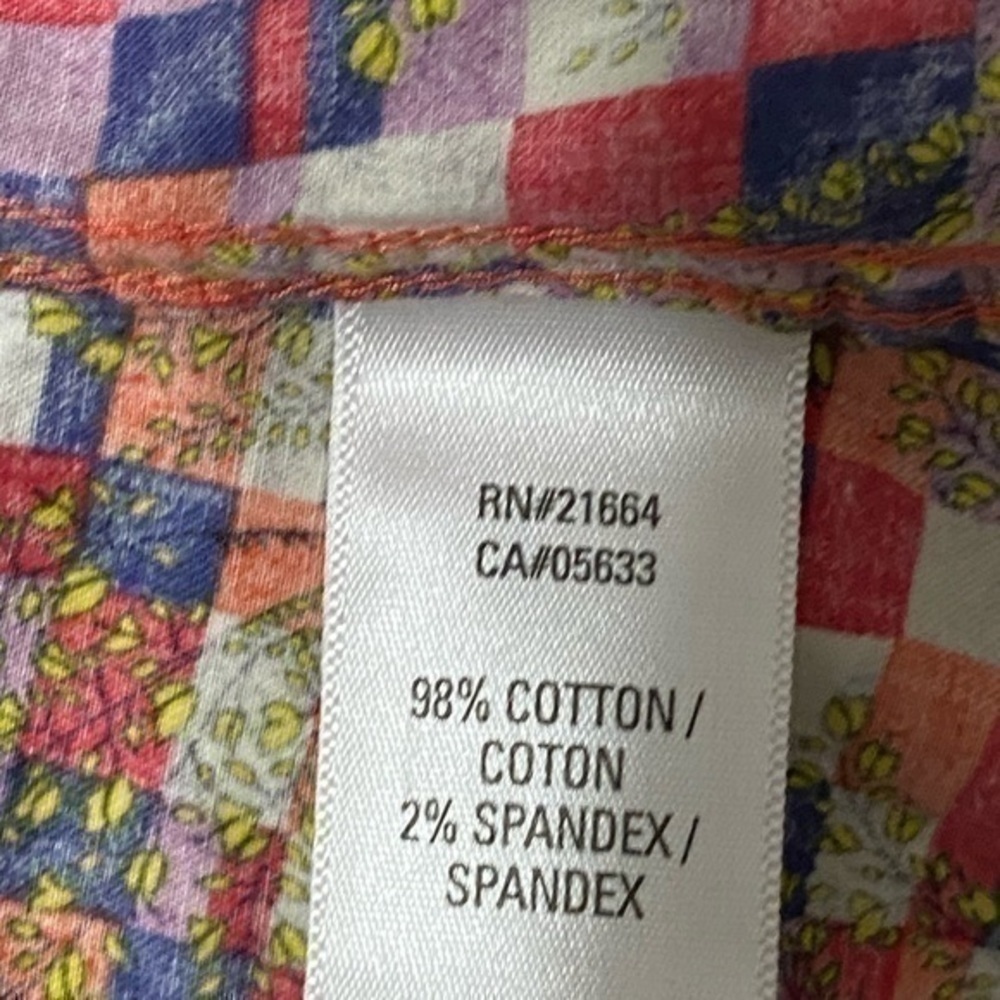 PAPERWHITE button down blouse!! - Picture 10 of 11